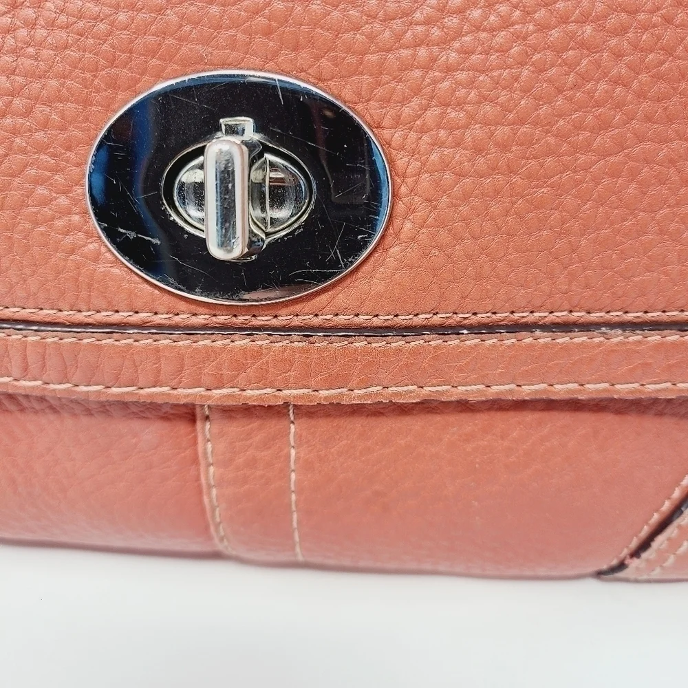 Coach | Vintage Salmon Pink Leather Pebble Top Hobo Bag (One Size)